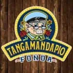 一位戴着眼镜、留着白胡子、身穿制服的老人，被鲜花和玫瑰环绕，卡通风格，背景是木质，这是典型的哥伦比亚餐厅标志。