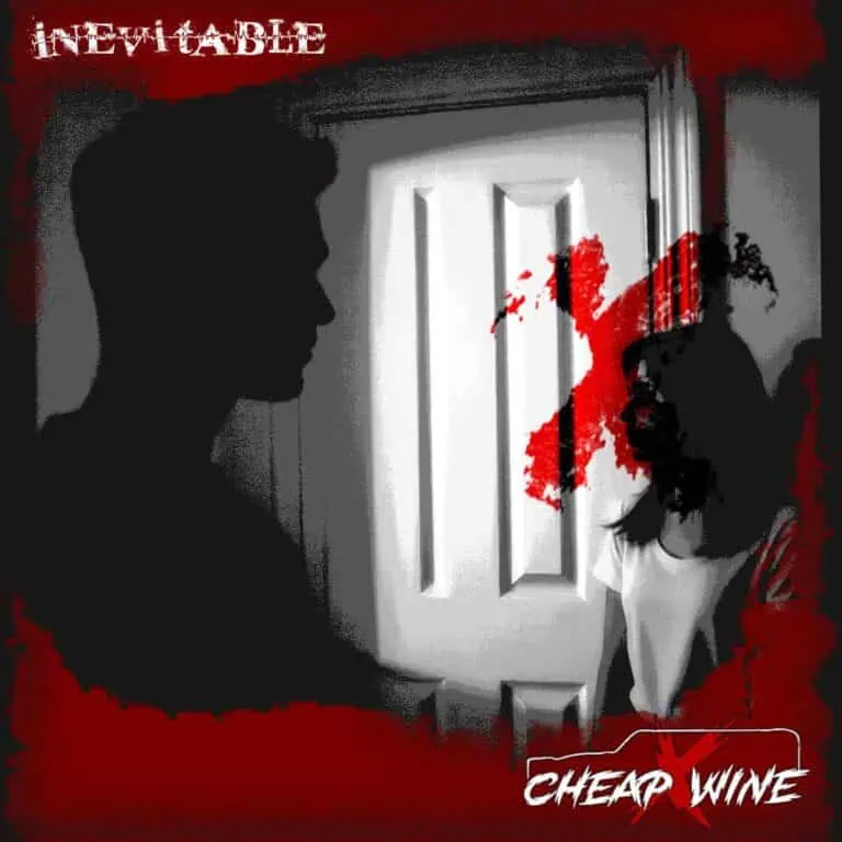 Silhouette d'un homme et d'une femme dans une porte fermée avec des taches de sang rouges et un texte d'horreur sur un fond noir et rouge, faisant la promotion d'événements effrayants et d'expériences choquantes.