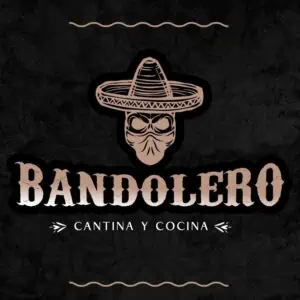 Bandolero 是一家墨西哥主题的酒吧餐厅和街头小吃店，其标志以骷髅头和牛仔帽为特色，显得神秘莫测。