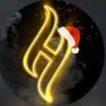 活动界面以惠普霓虹灯标志和圣诞帽为特色，利用创新技术宣传圣诞节活动、促销和企业庆典。