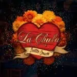 心形花朵和情人节广告设计，配以“La Chula”和“Puro Amor”字样，是哥伦比亚浪漫活动和庆祝爱情的理想之选。