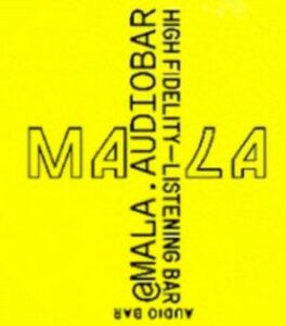 Barra de fidelidad en evento de bar con temática moderna y vibrante, ideal para promociones y lista de asistencia en eventos sociales y corporativos.