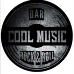 酷炫的音乐酒吧标志、现场音乐、摇滚乐活动、波哥大音乐活动、演唱会推广、都市音乐文化、地下夜总会、音乐节、哥伦比亚现场演出、摇滚时尚和风格。