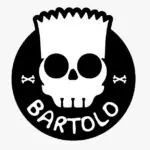 骷髅娃娃，发型模仿“辛普森”，并印有“BARTOLO”字样，是哥伦比亚主题活动和派对装饰的标志性物品。