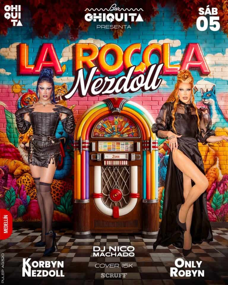 Clara de actividades culturales y artísticas en la feria La Rocla Nezdoll, con disfraces llamativos y decoraciones vibrantes en un ambiente festivo y colorido en Medellín.