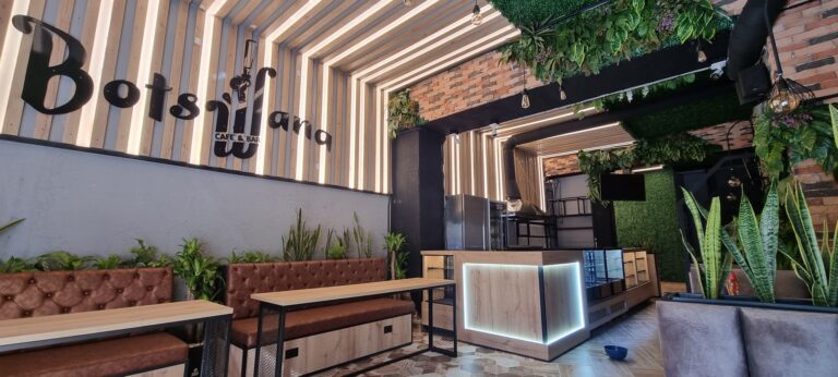 Botswana Cafe Bar 8211 Centro 1