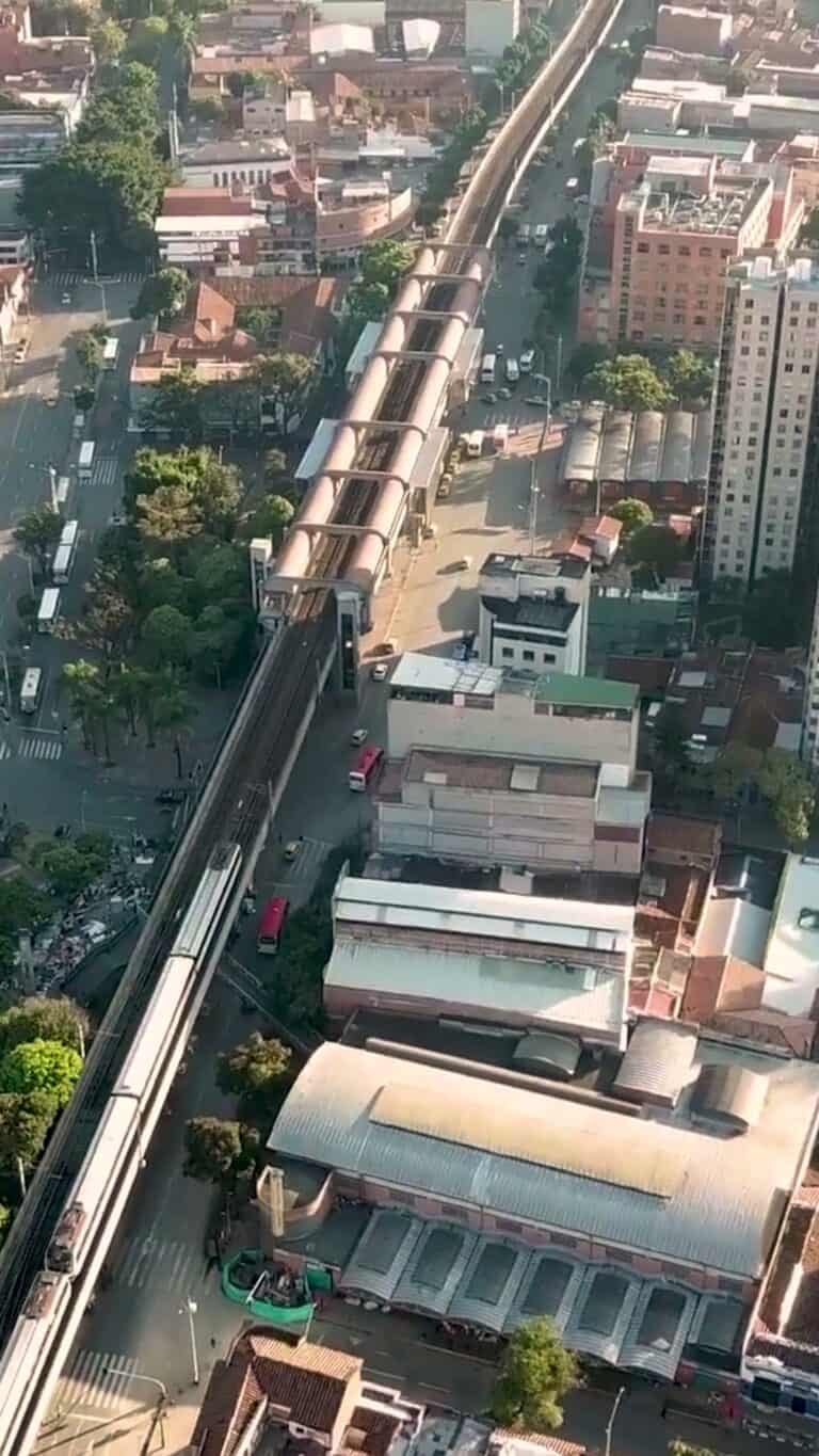 Centro Comercial El Punto De La Oriental 2