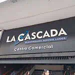 为拉卡斯卡达的活动和购物中心提供标牌和通讯设备，配备LED照明和音响技术。另有空间可用于会议、销售和贸易展览。