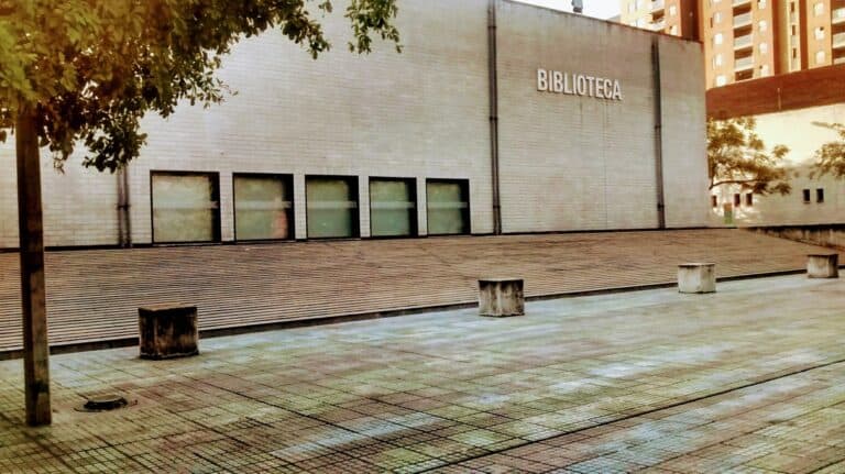 Parque Biblioteca Belen 4