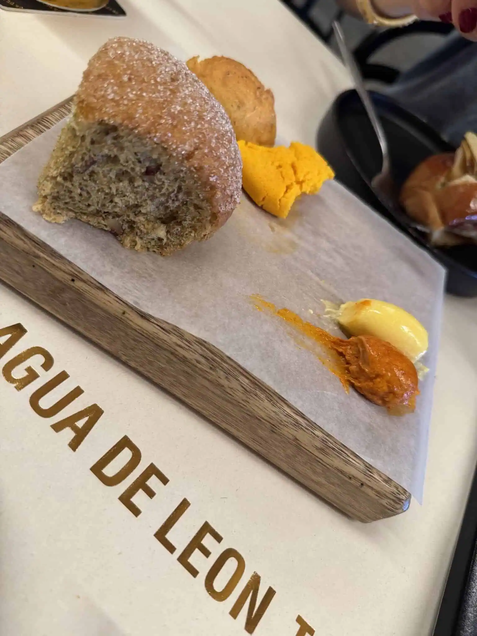 Agua De Leon Bar Restaurant 3
