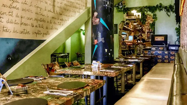 Collage Charladero 餐厅 1