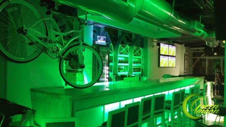 Green Moon Bar Disco 2