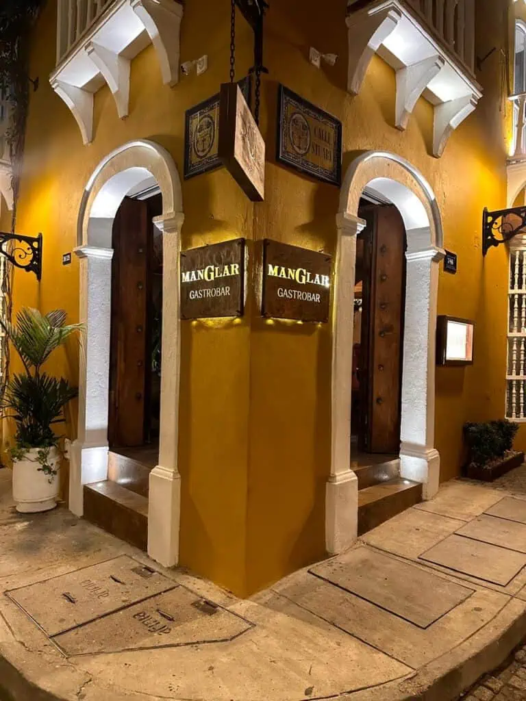 丛林与海洋的红树林酒吧 1