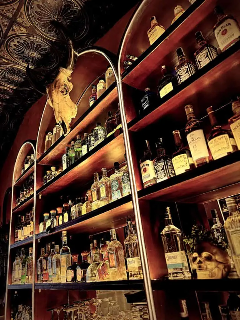 Mondo Cocktail Bar 1