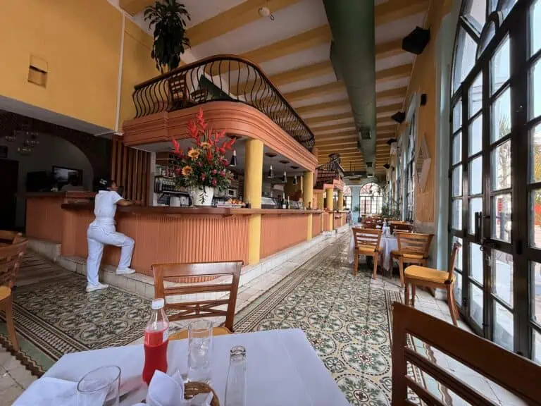San Pedro Café Mirador Restaurant 1
