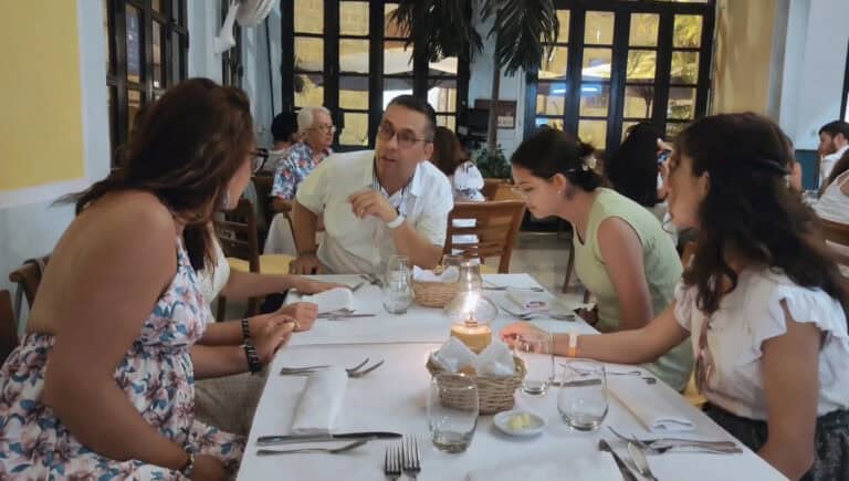 San Pedro Cafe Mirador Restaurante 2