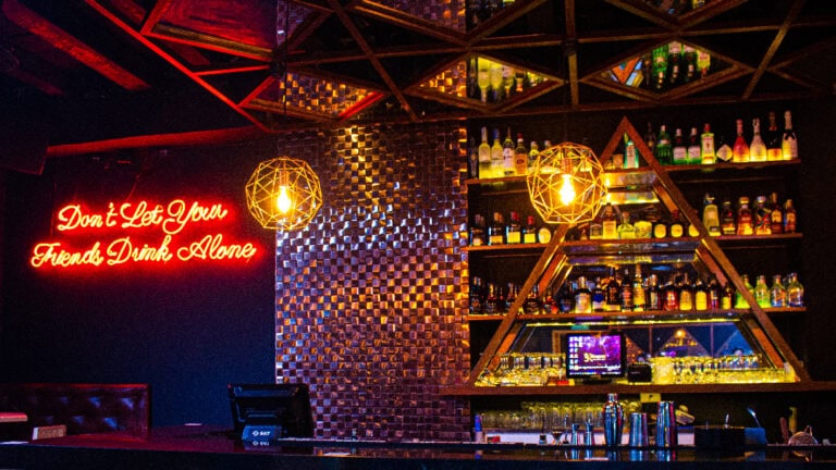 Skapate Hookah Bar 1