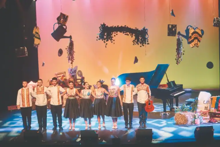 Una Lampara Magica En Colombia 2