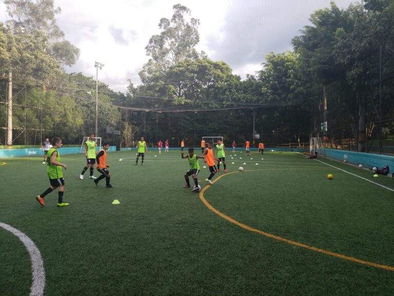 Cancha Sintetica Barrio Cristobal 1