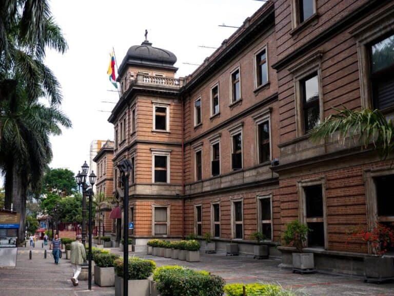 Centro Comercial Villanueva 3