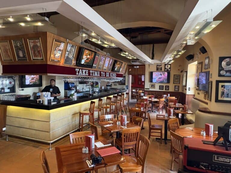 Hard Rock Cafe Cartagena 1