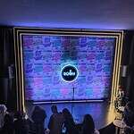 Owner Boom Stand Up 1