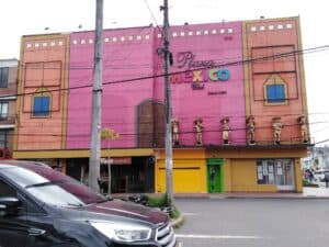 Owner La Santa Club Modelia 1