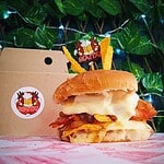 Owner Maitai Colombia Pub 1