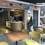 Owner Vibrante Cafe 1