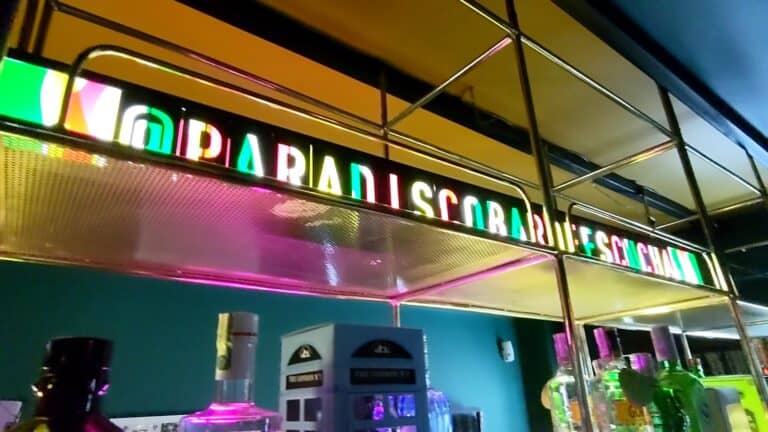 Paradisco Bar De Escucha 1