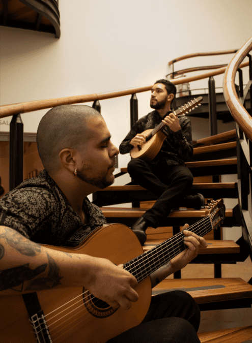 Brayan Ruiz Y David Valencia  Bandola Y Guitarra