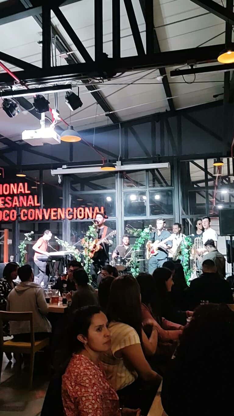 Cerveceria 3 Cordilleras Bogota 2