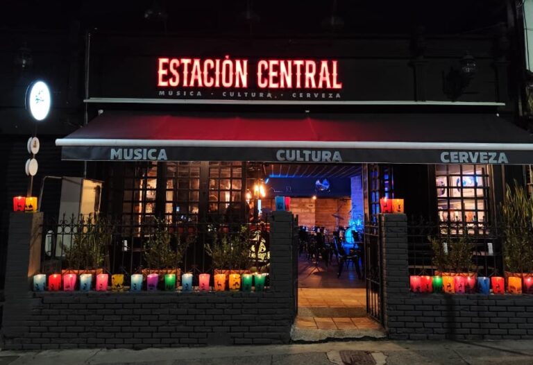Estacion Central Pub 1