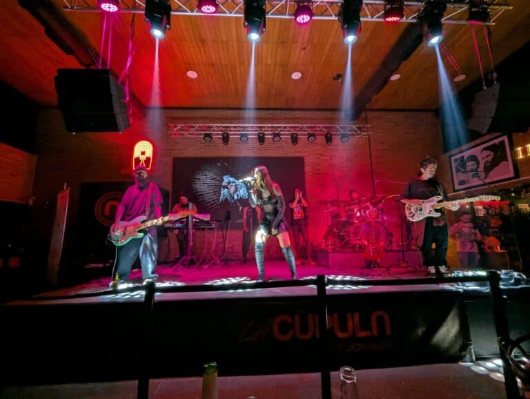 La Cupula Rock Bar 1