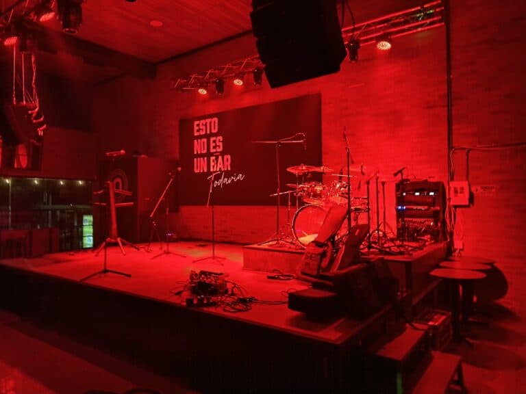 La Cupula Rock Bar 3