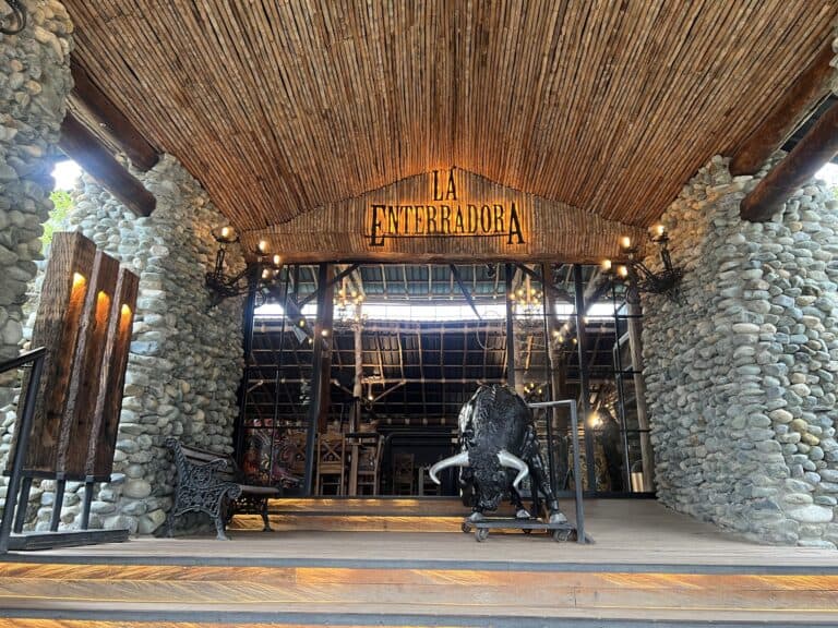 La Enterradora Fonda Restaurante Bar 1