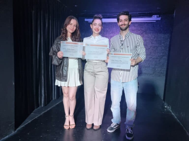 La Puerta Abierta 8211 Victoria Hernandez 1 1