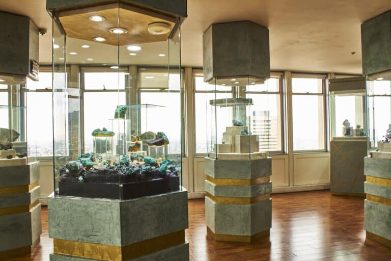 Museo Internacional De La Esmeralda 1