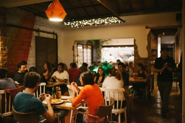 Simons Pizza Amp Beer 8211 Laureles 1