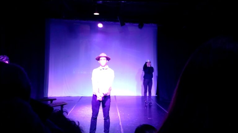 阴暗剧场的小棚屋 2 1