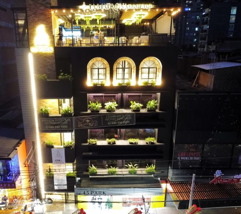 Hotel 45 Park Sabaneta 1