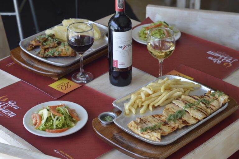 Restaurante Rica Brasa Crisanto Luque 3