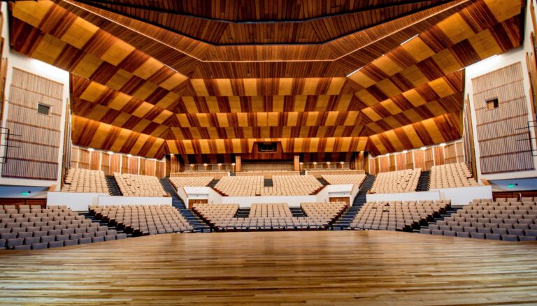 104 8211 Auditorio Leon De Greiff 1