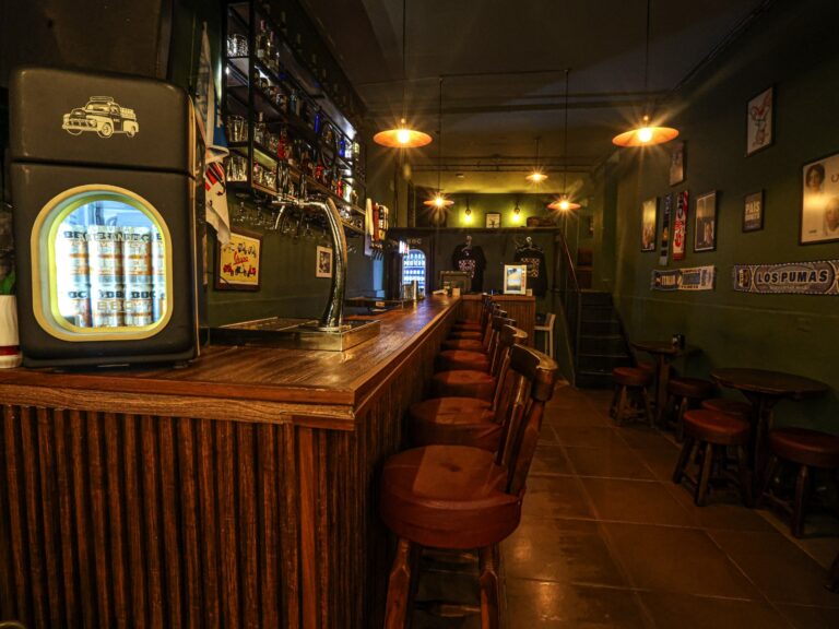 2 Tone Pub Amp Cerveceria 1