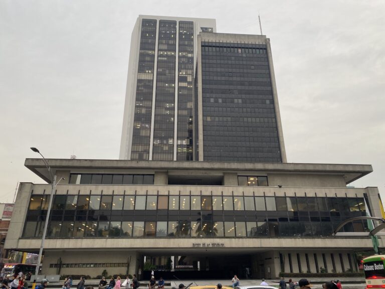 Banco De La Republica 3