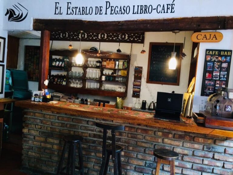 El Establo De Pegaso Libro Cafe 1