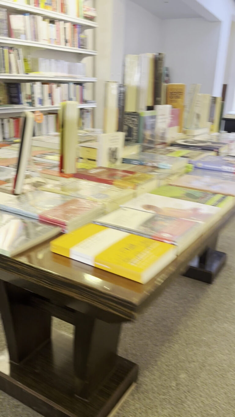 Ficciones 8211 Bar De Libros 2