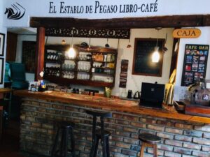 Owner El Establo De Pegaso Libro Cafe 1