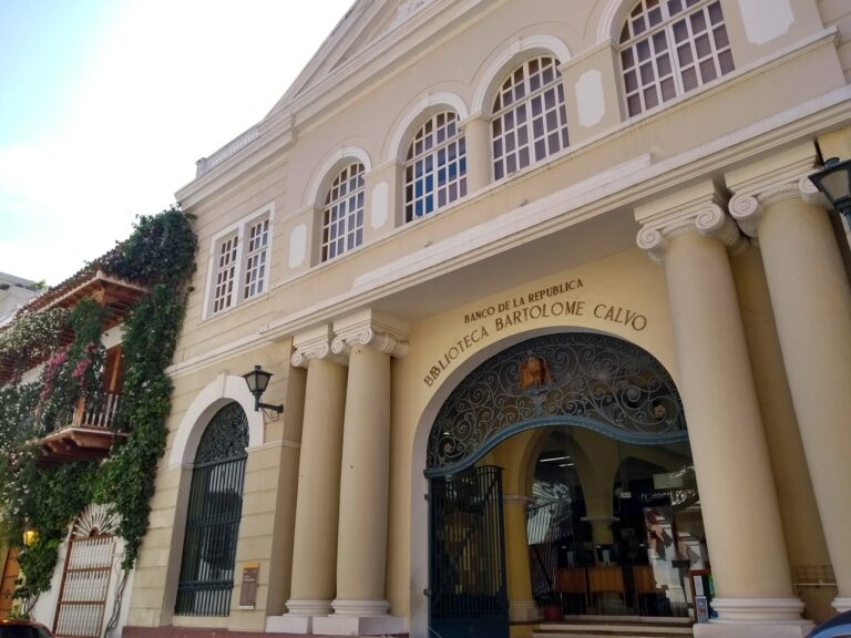 巴托洛梅·卡尔沃图书馆 3