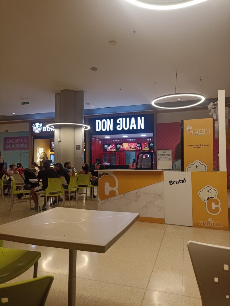 Centro Comercial Parque Heredia 3